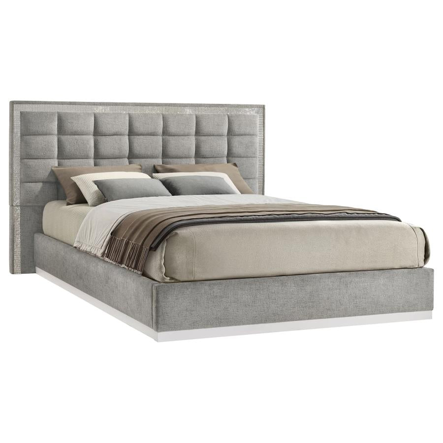 Viana Eastern King Chenille Platform Bed Grey and White High Gloss