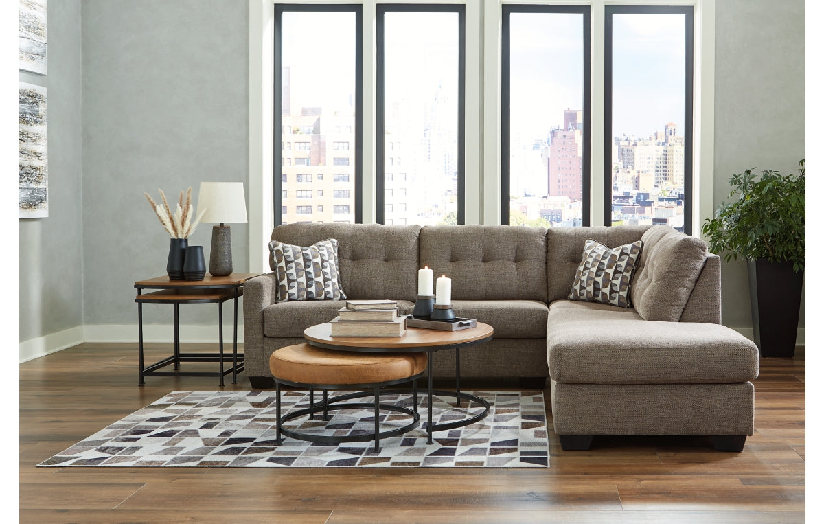 Mahoney 2-Piece Sectional with Chaise