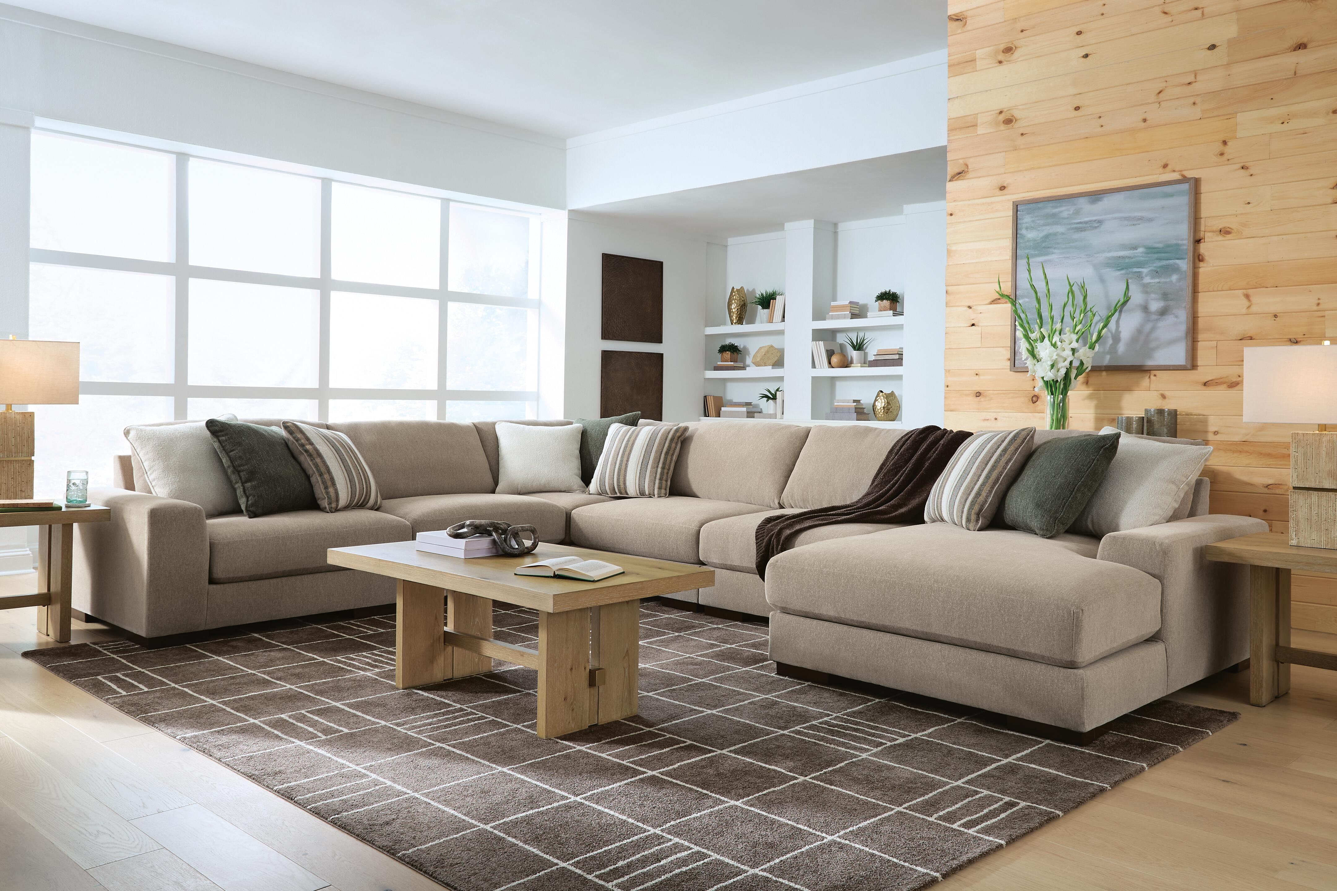 Linenhause 6-Piece Sectional with Chaise