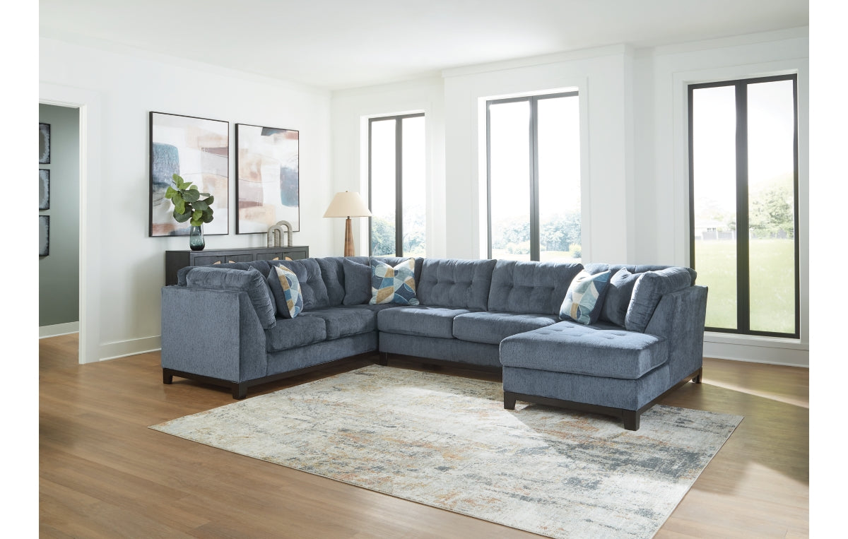 Maxon Place 3-Piece Sectional with Chaise