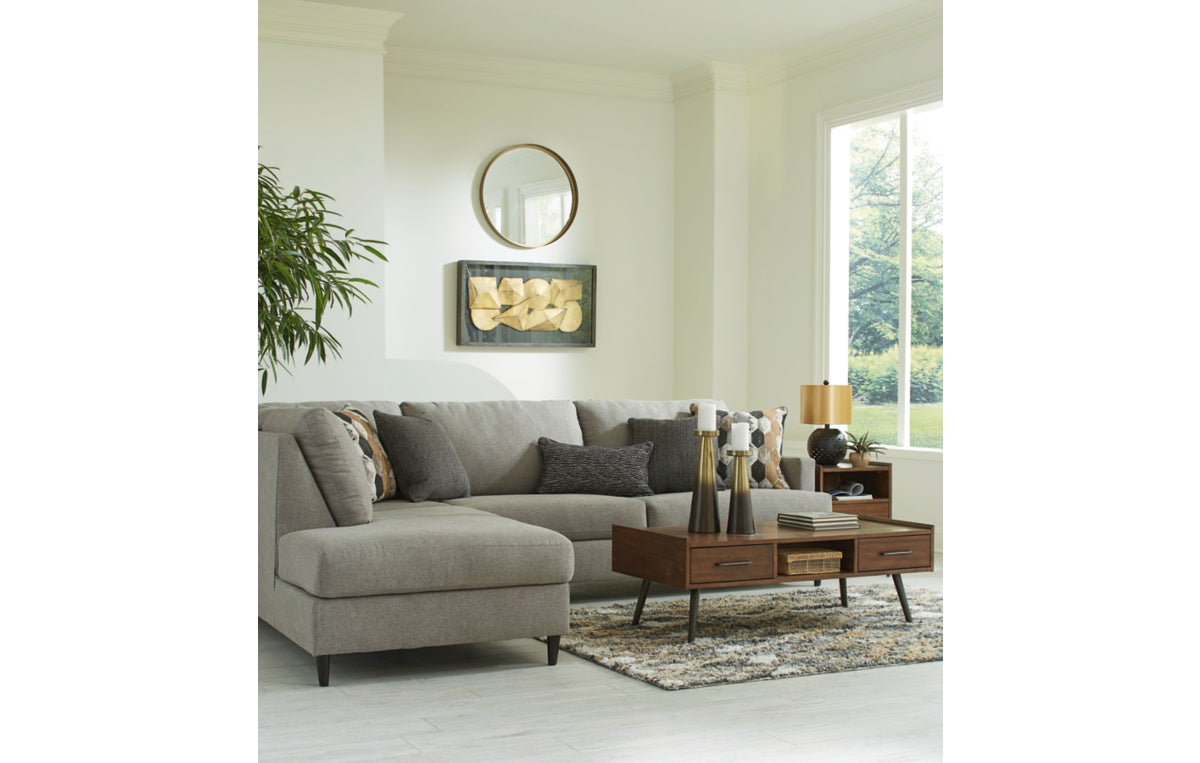 Santasia 2-Piece Sectional with Chaise