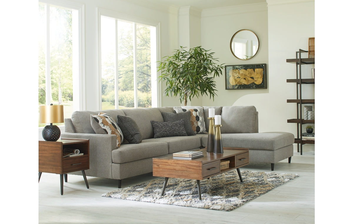 Santasia 2-Piece Sectional with Chaise
