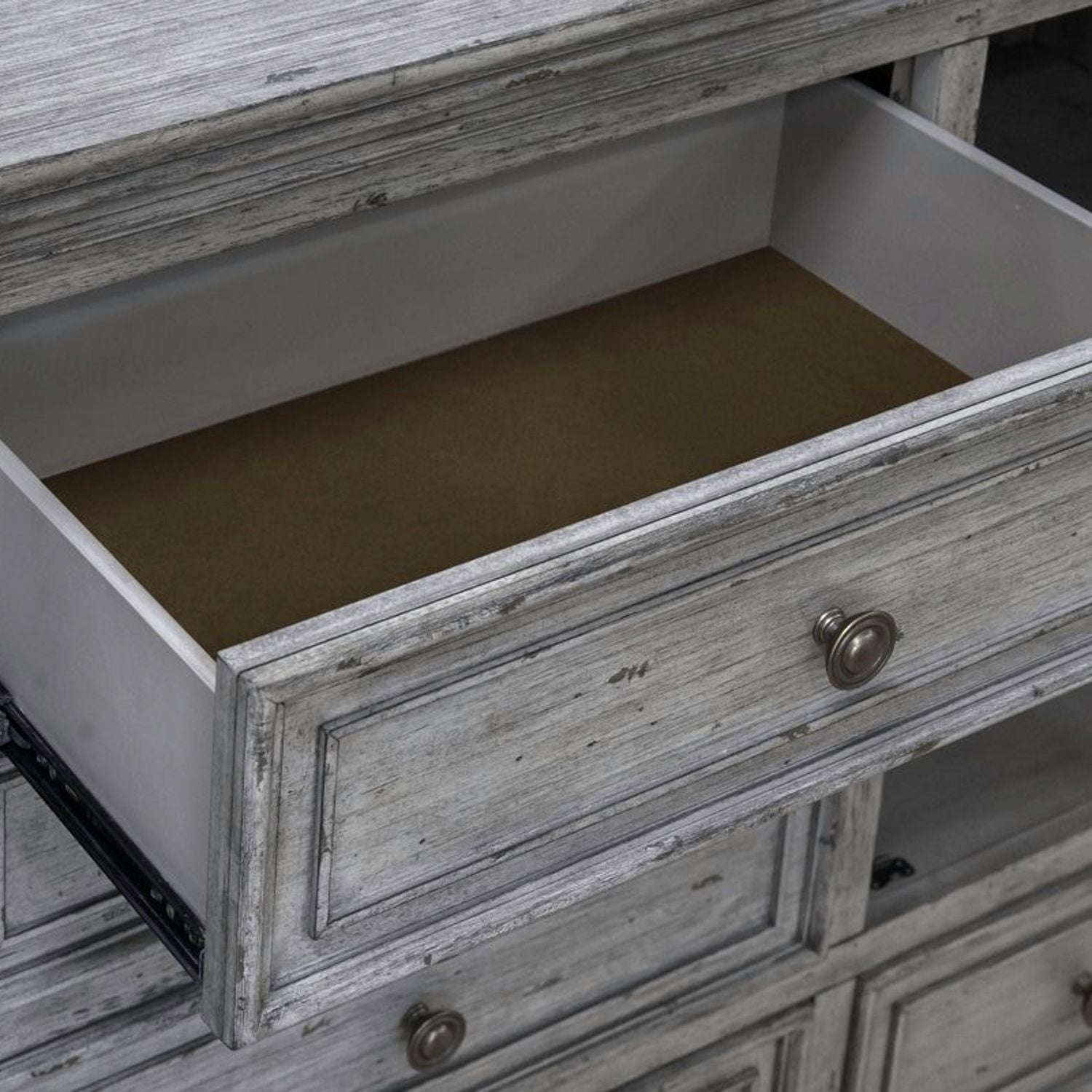 Big Valley 2 Door 6 Drawer Dresser
