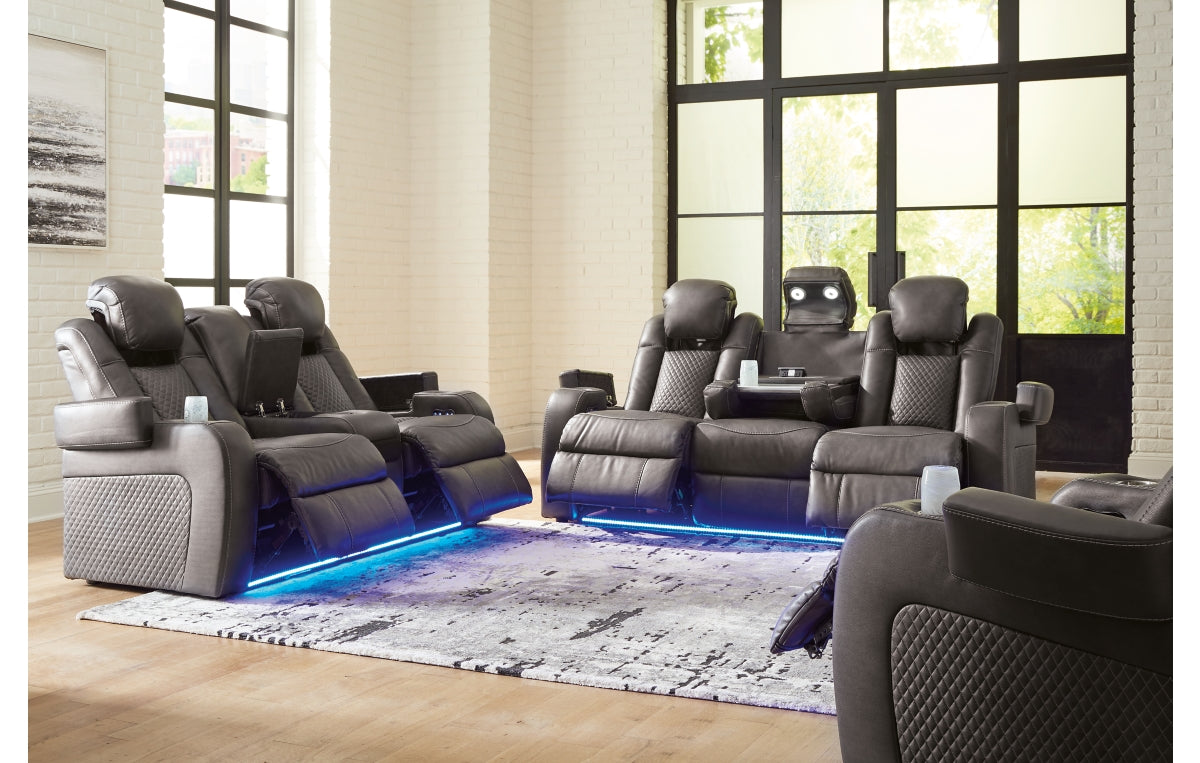 Fyne-Dyme Sofa, Loveseat and Recliner