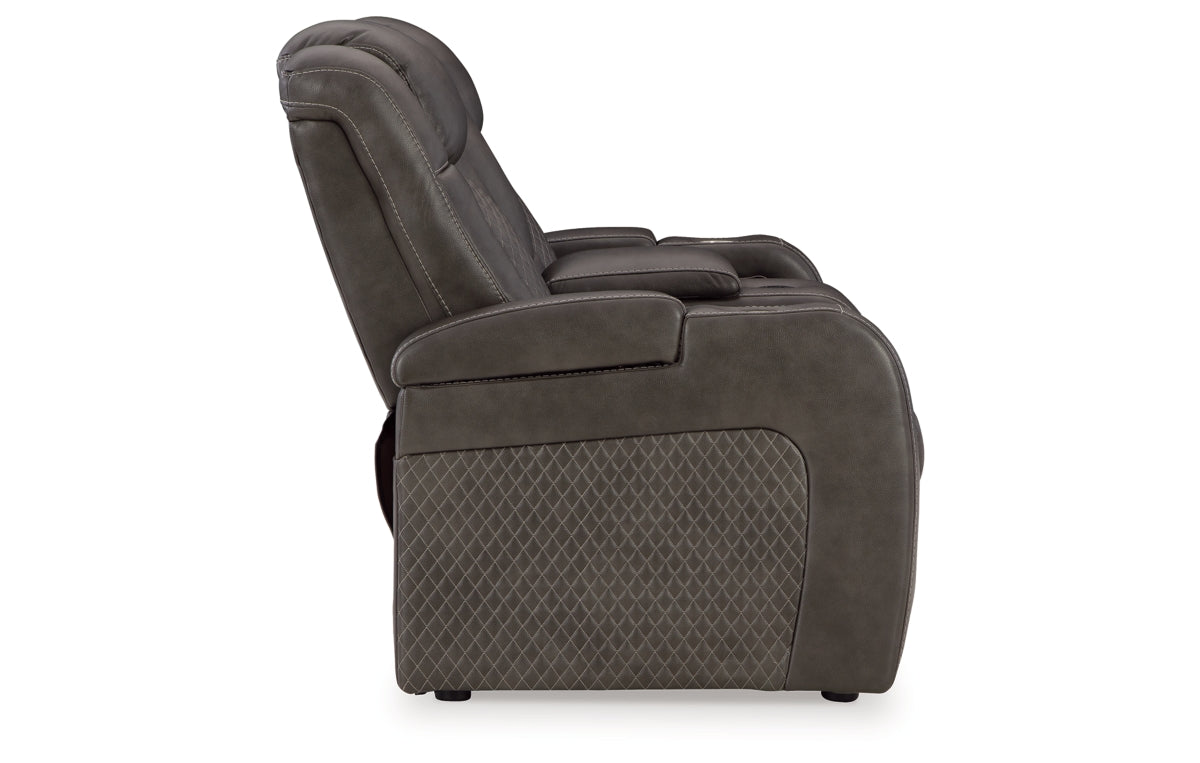 Fyne-Dyme Sofa, Loveseat and Recliner