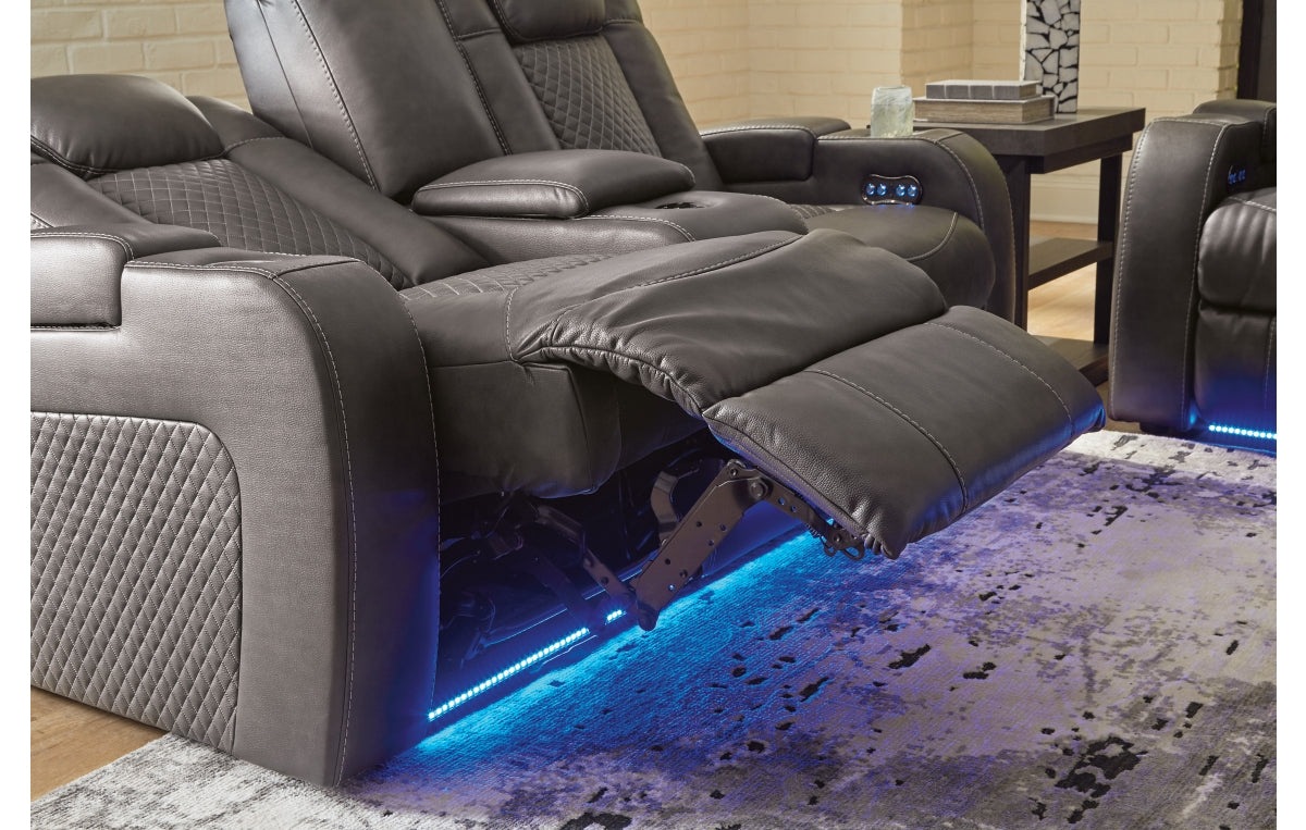 Fyne-Dyme Sofa and Loveseat