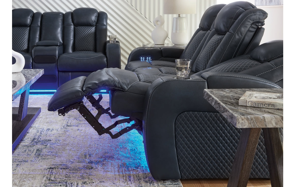 Fyne-Dyme Sofa, Loveseat and Recliner