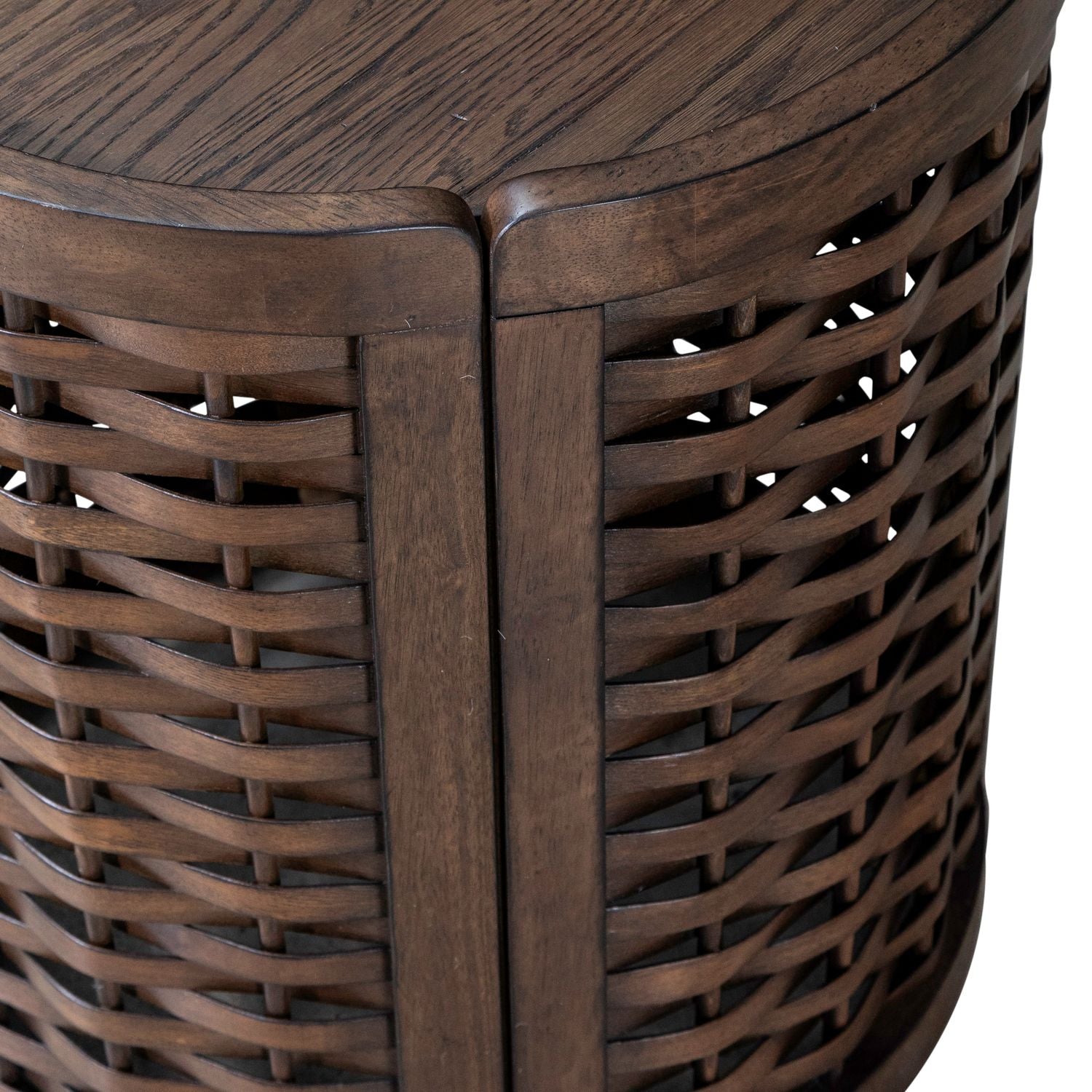Warren Park Round Chairside Table