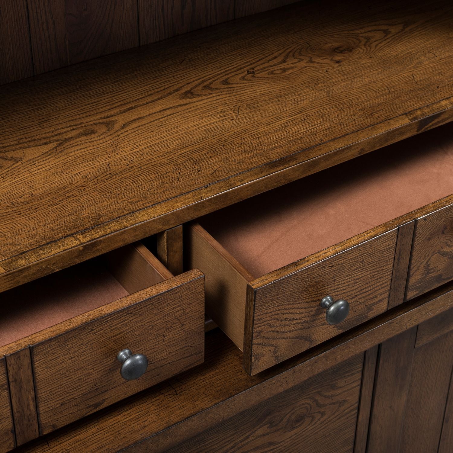 Hearthstone Ridge Hutch & Buffet