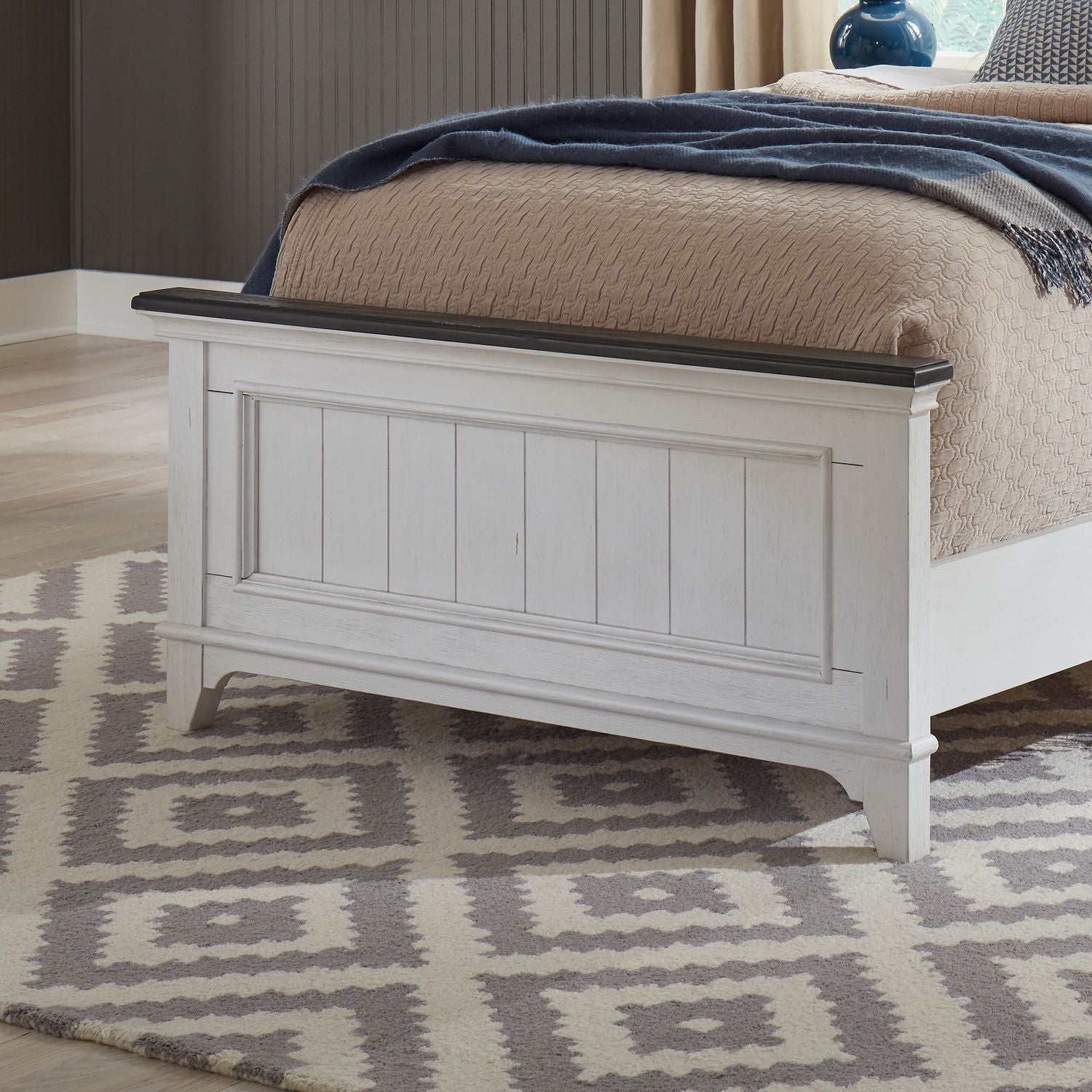 Allyson Park Full Panel Footboard