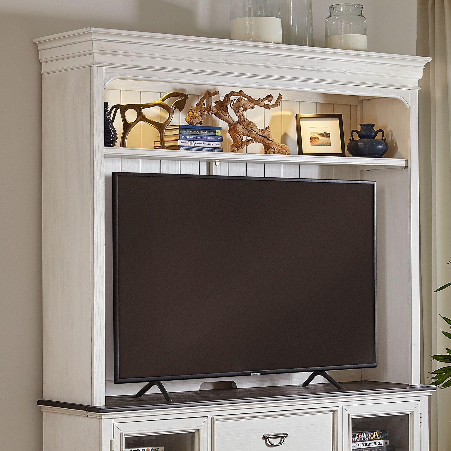 Allyson Park Entertainment Hutch