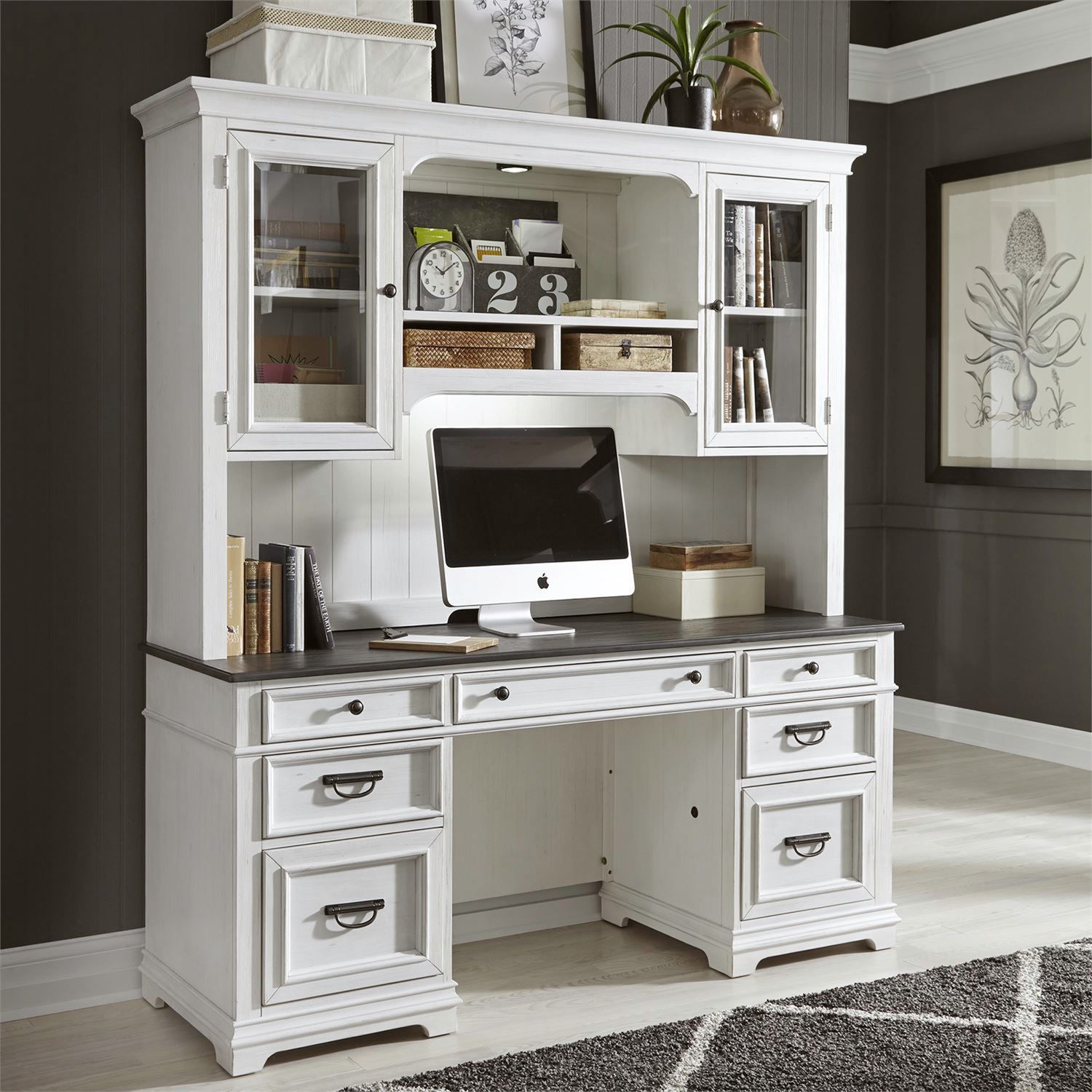 Allyson Park Credenza & Hutch