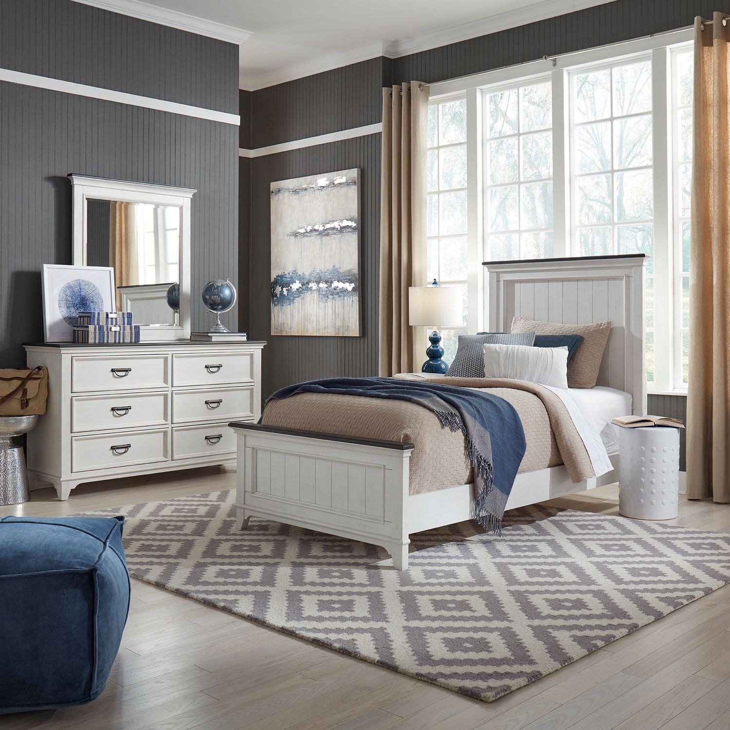 Allyson Park Full Panel Bed, Dresser & Mirror