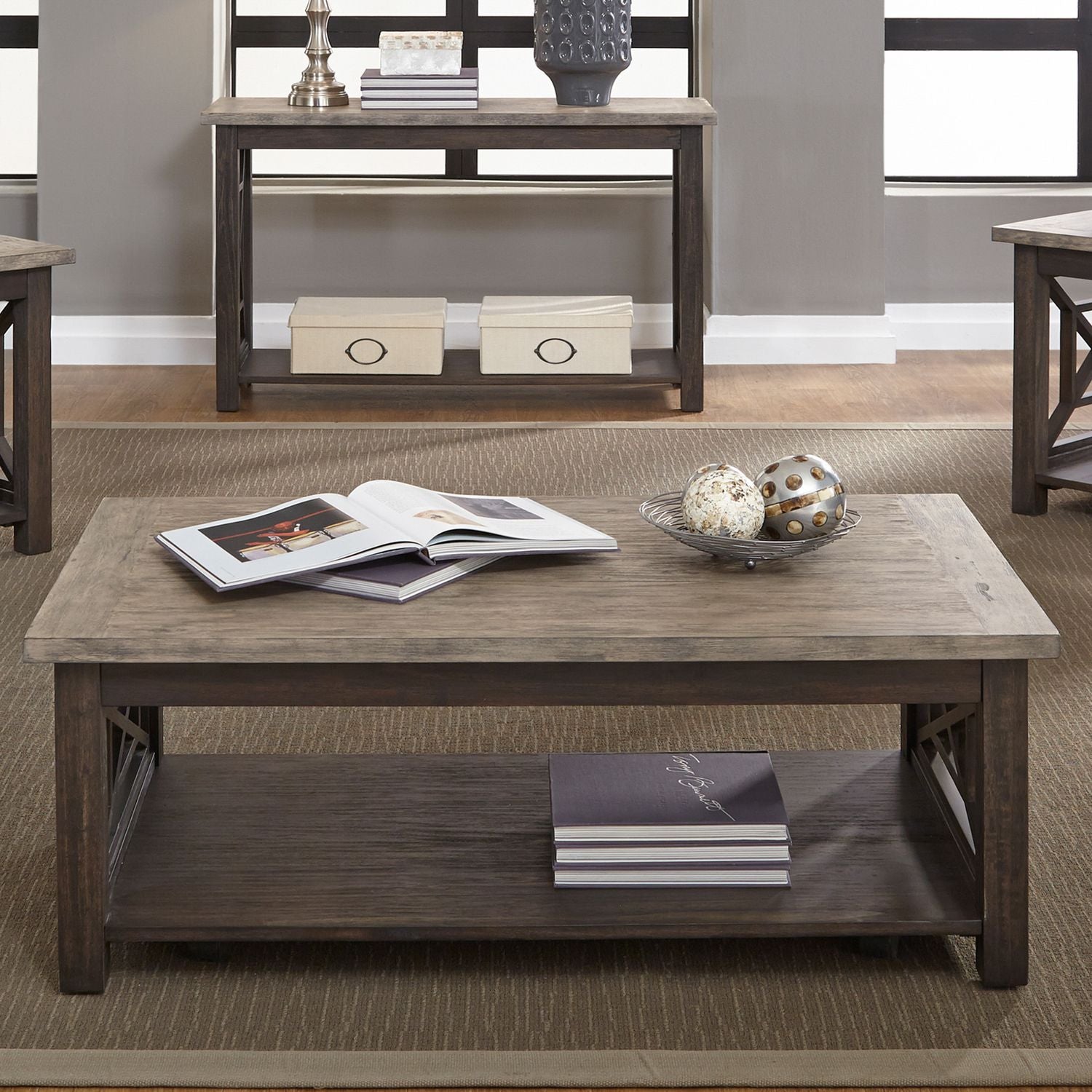 Heatherbrook Cocktail Table