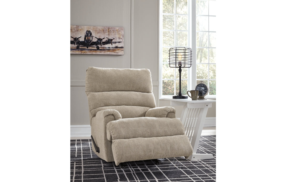 Man Fort Recliner