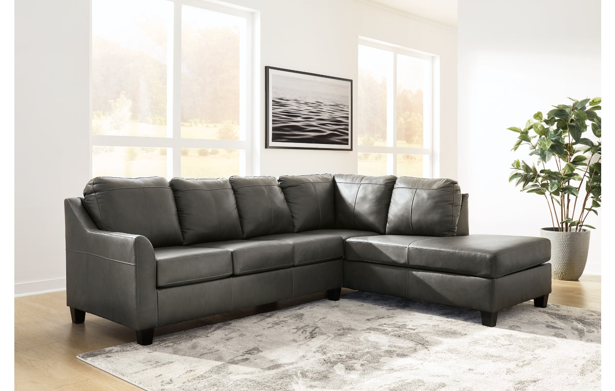 Valderno 2-Piece Sectional with Chaise