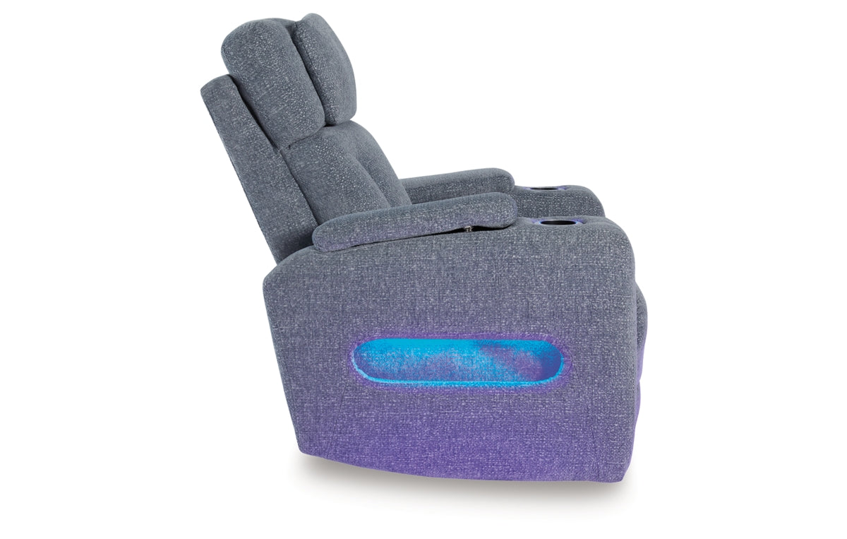 Studio Cave Power Recliner