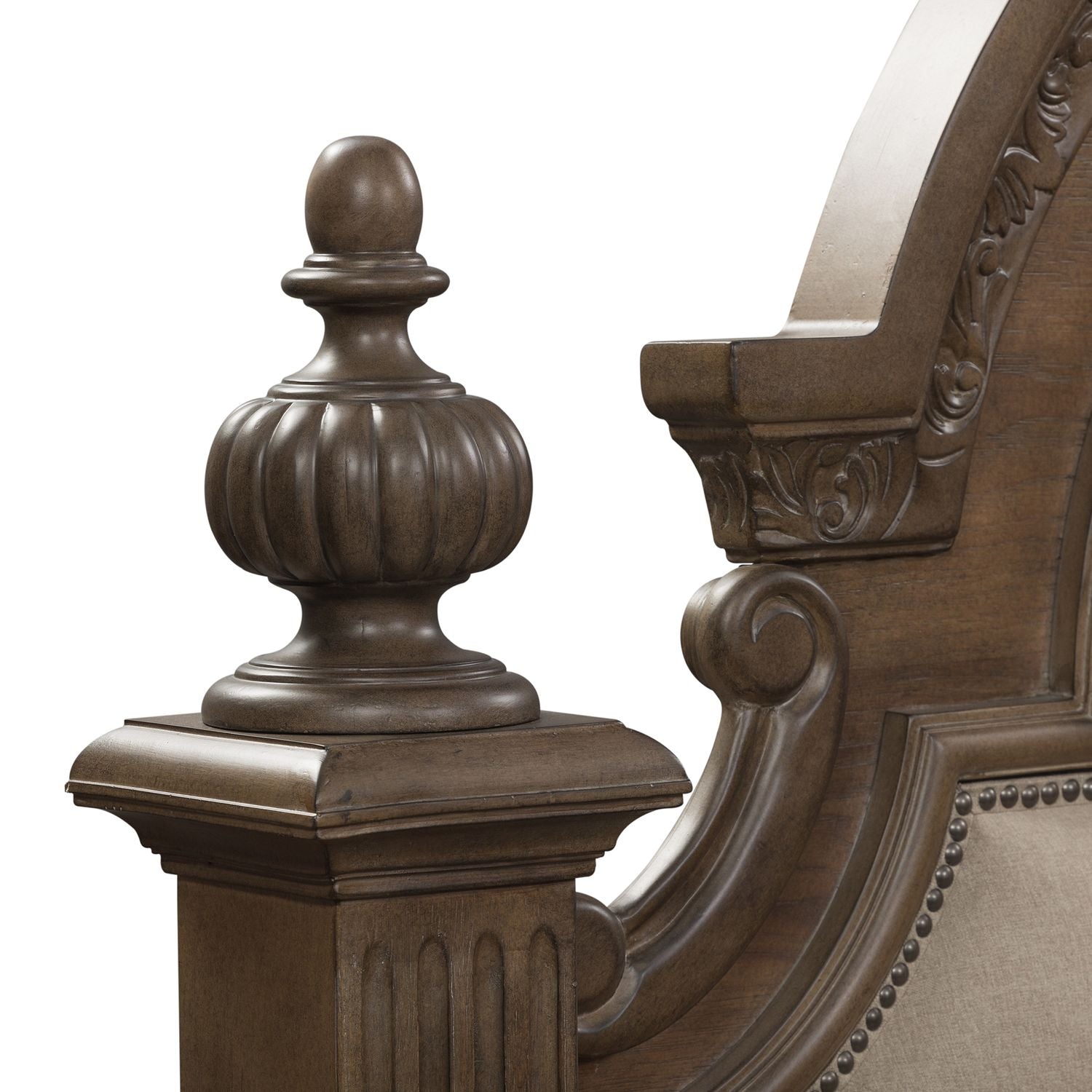 Carlisle Court Queen Poster Bed