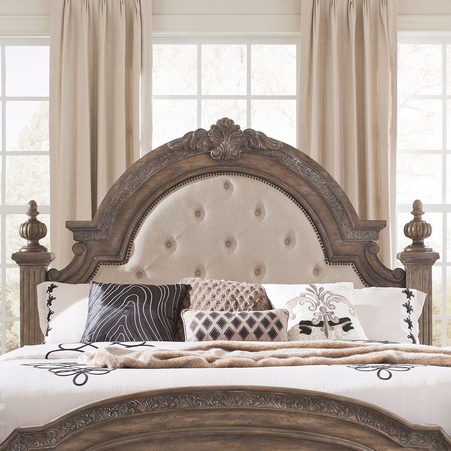 Carlisle Court Queen Upholstery Poster Headboard