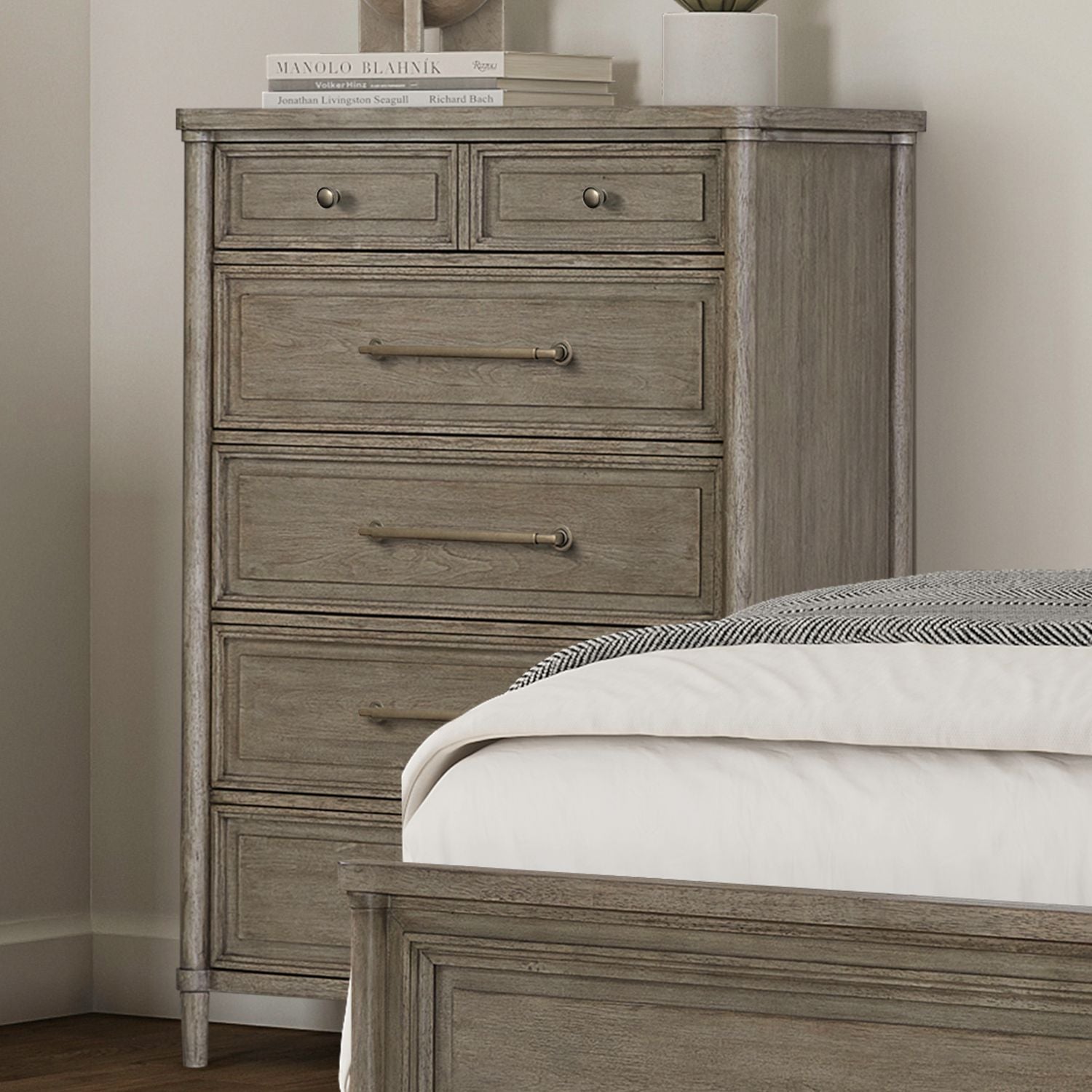 Rochelle Park 5 Drawer Chest