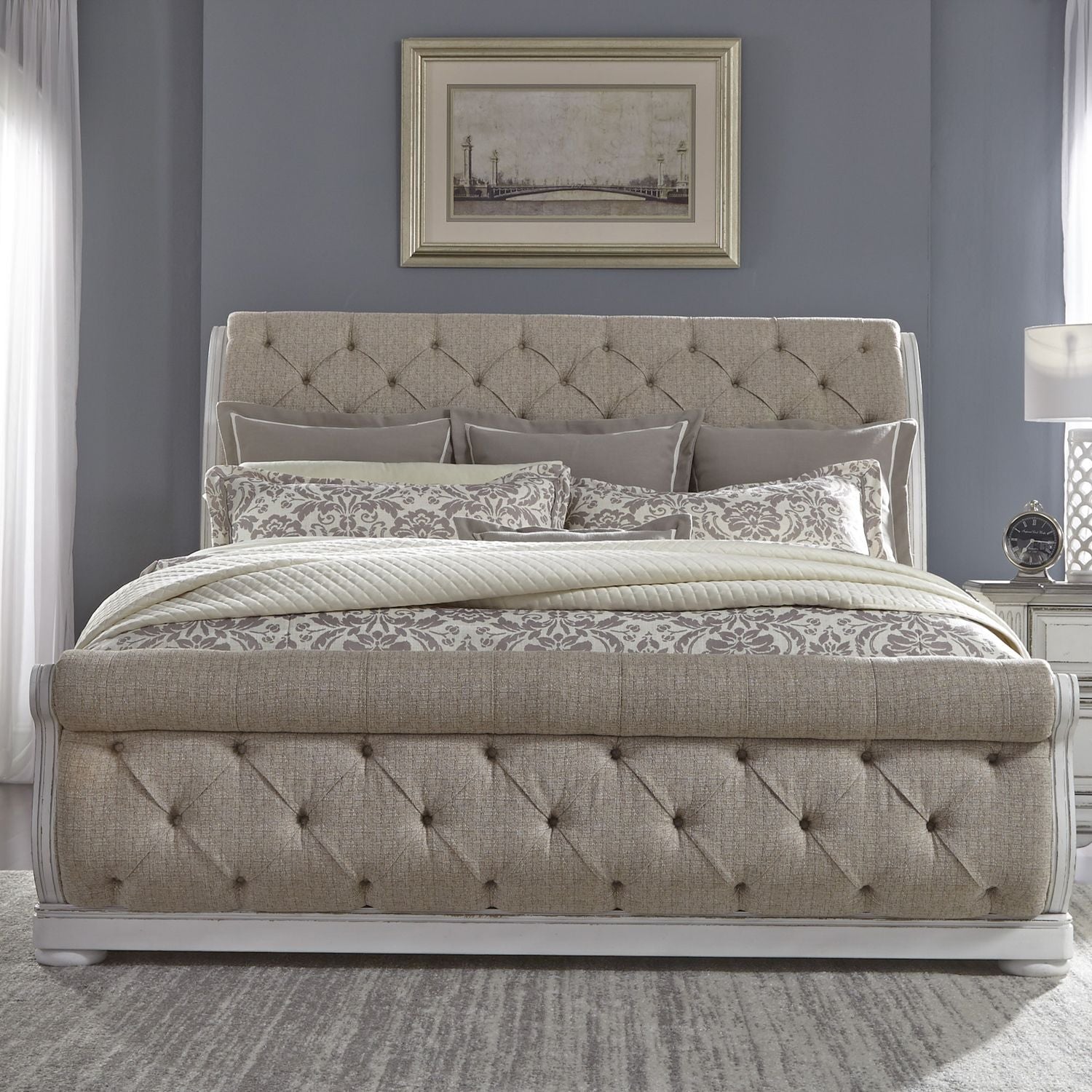 Abbey Park Queen Upholstery Sleigh Bed