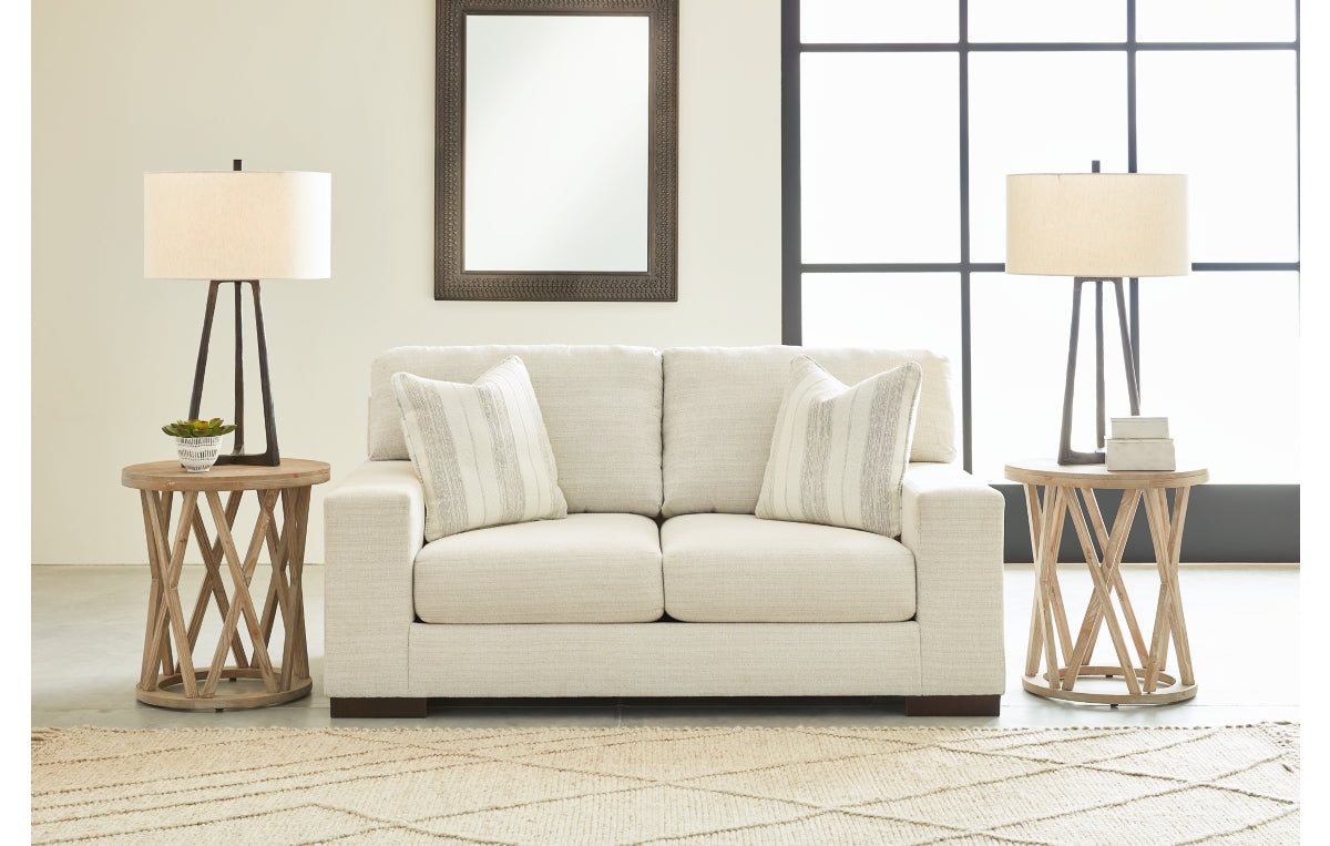 Maggie Loveseat