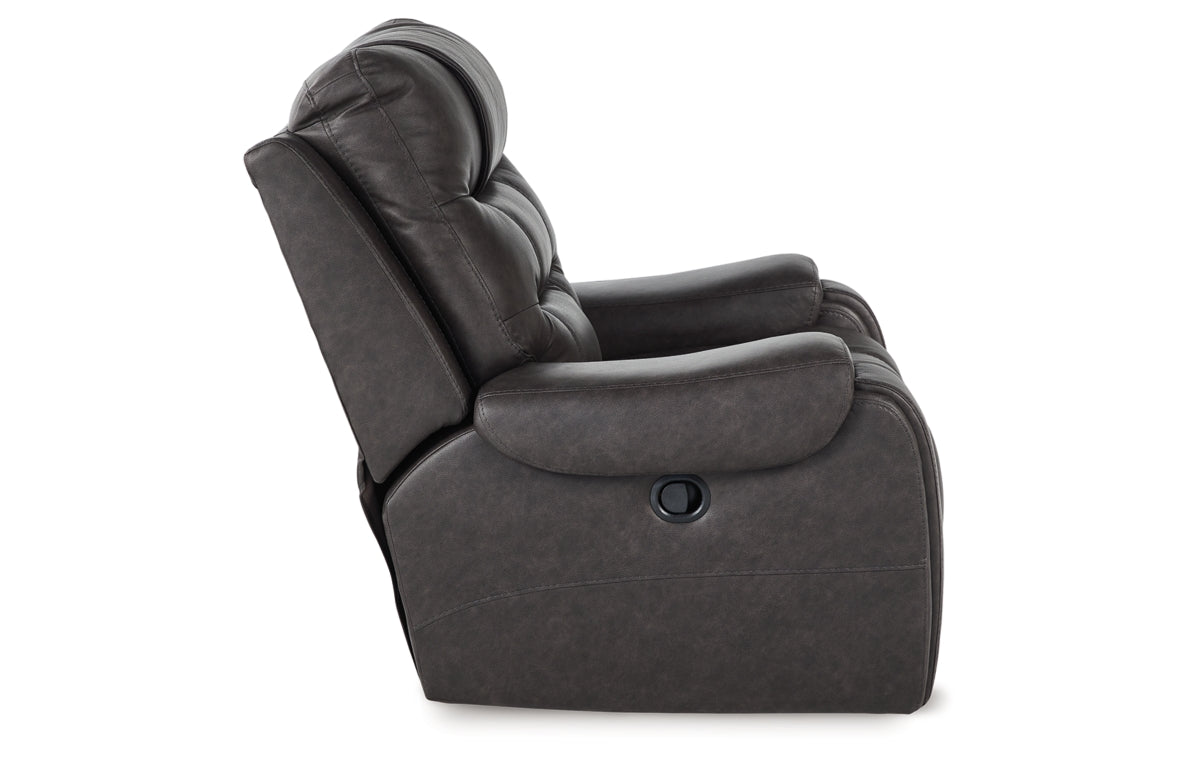Femley Recliner