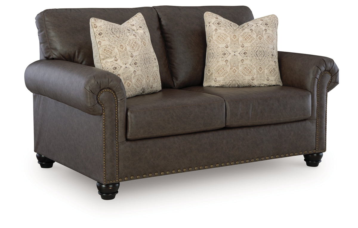 Roxmere Loveseat