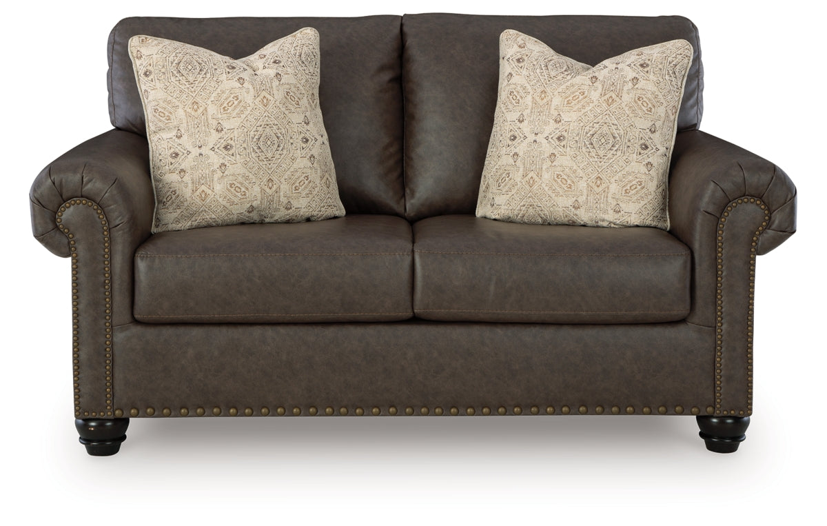 Roxmere Loveseat