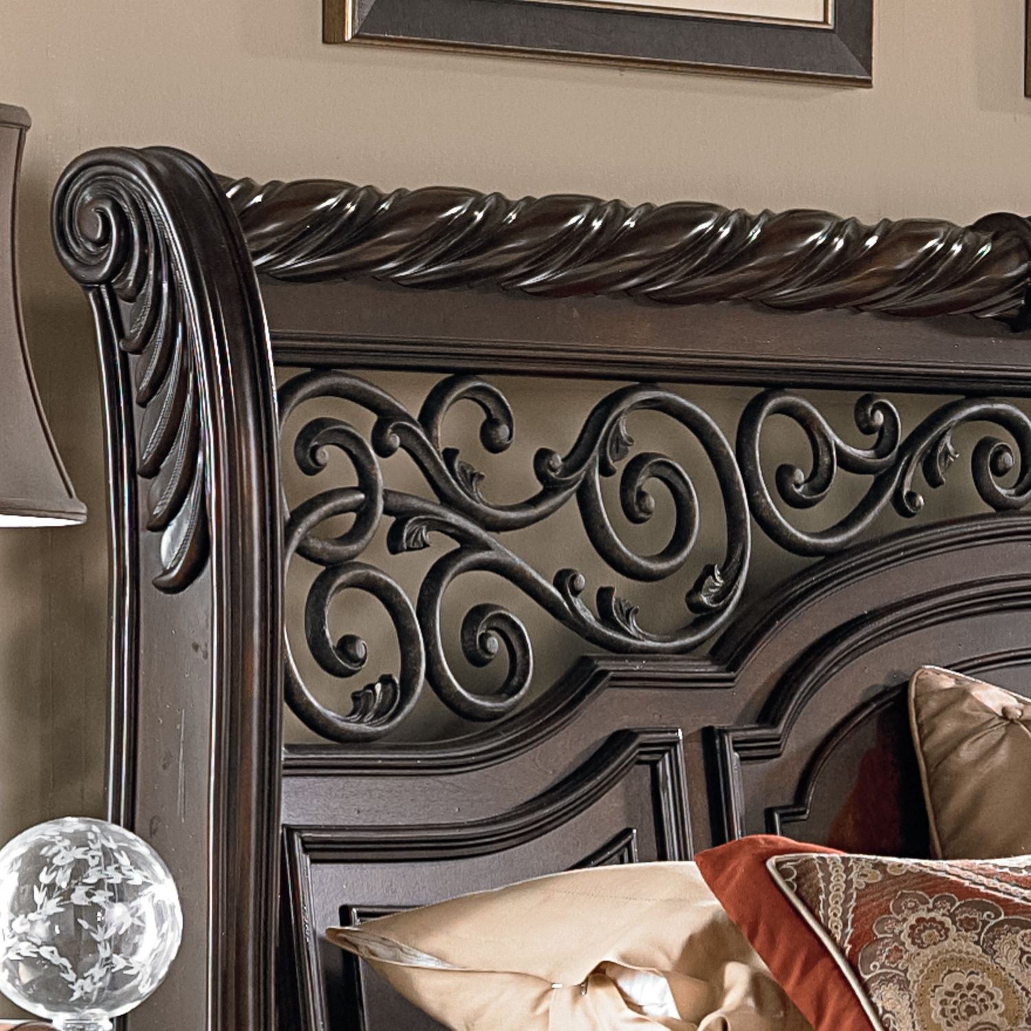 Arbor Place Queen Sleigh Bed