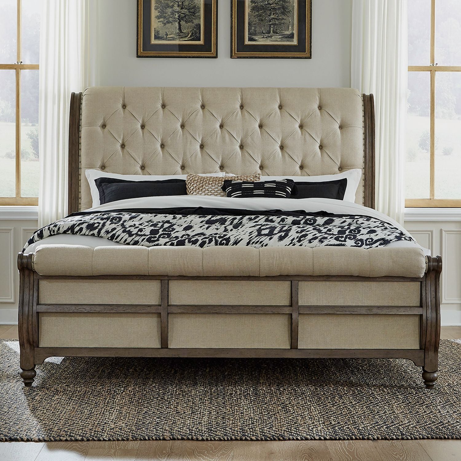 Americana Farmhouse King California Sleigh Bed