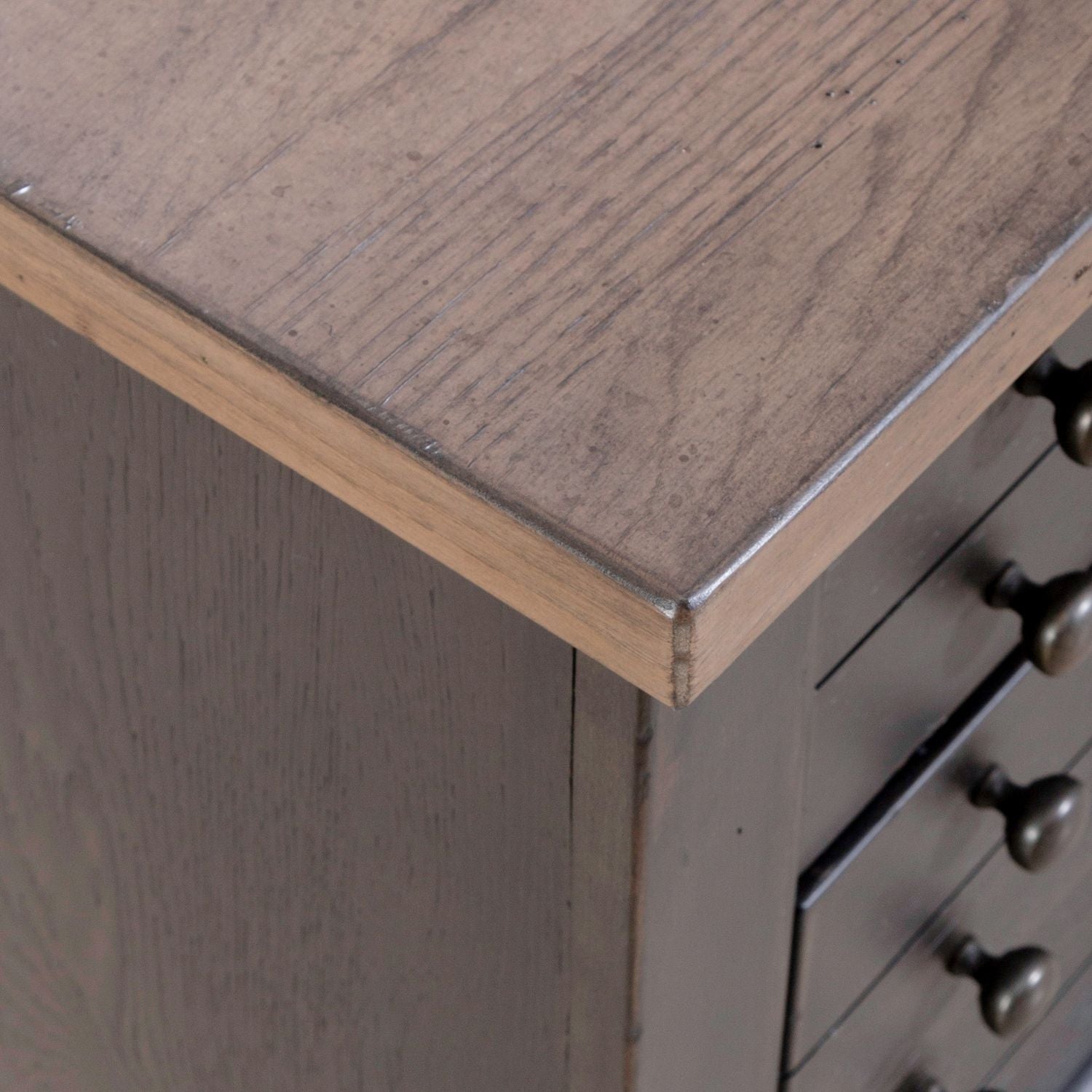 Americana Farmhouse Bedside Chest with Charging Station - Black