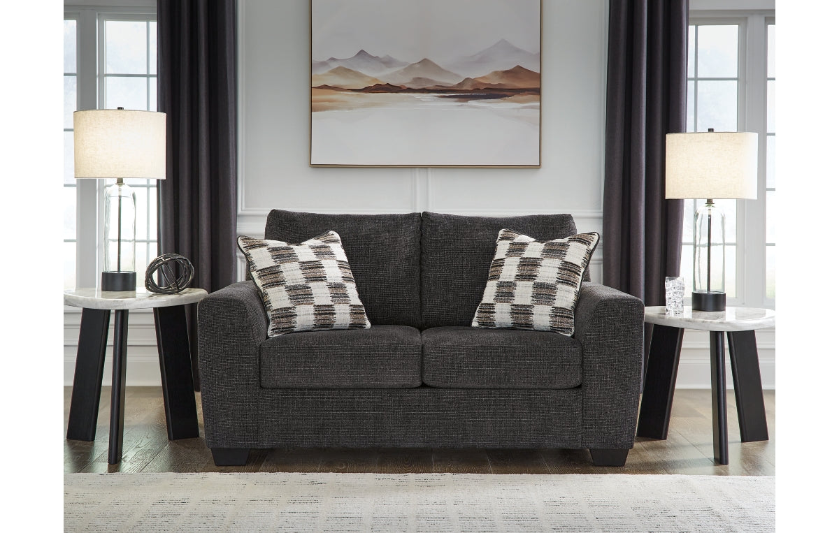 Loreo Loveseat