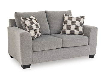 Loreo Loveseat