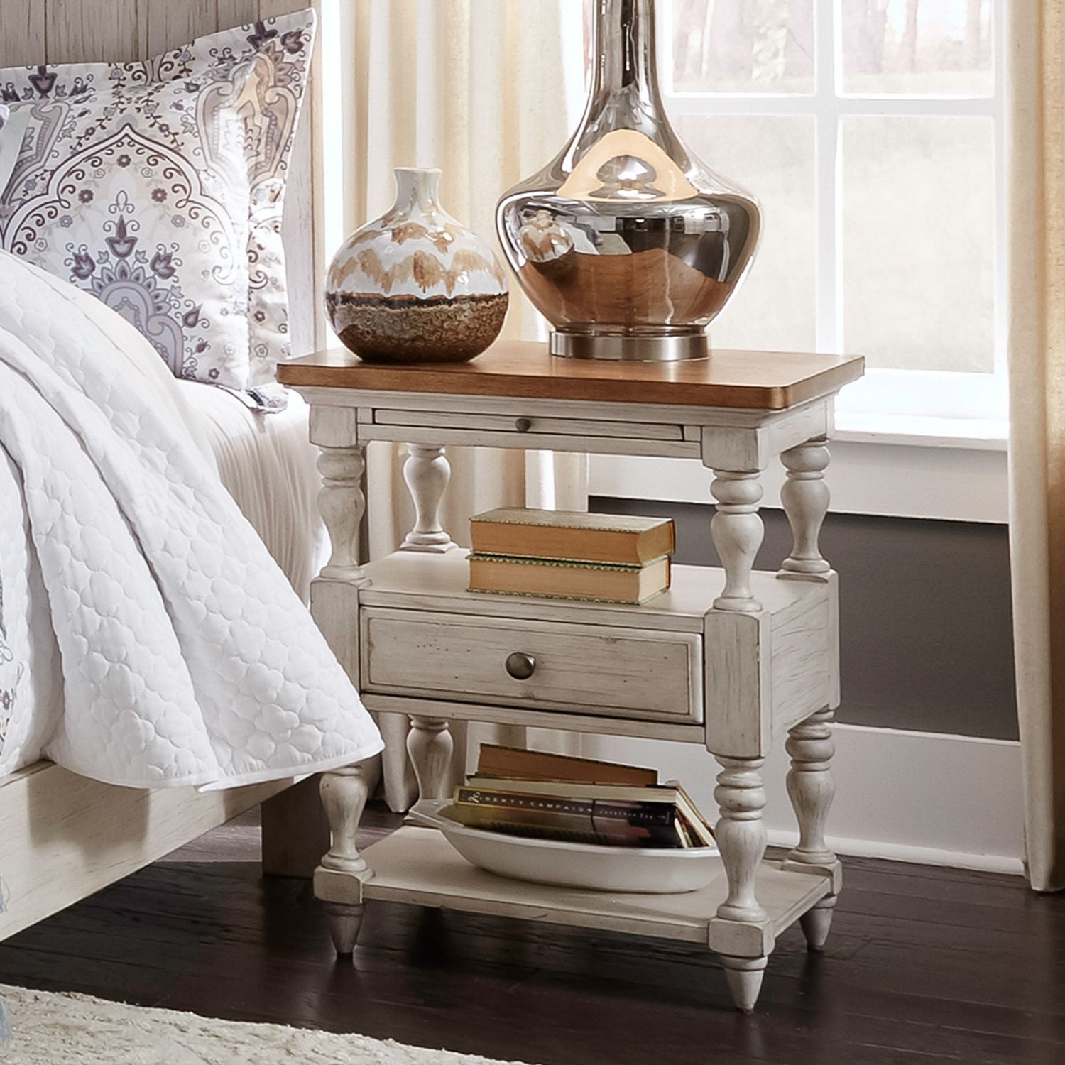 Farmhouse Reimagined 1 Drawer Nightstand