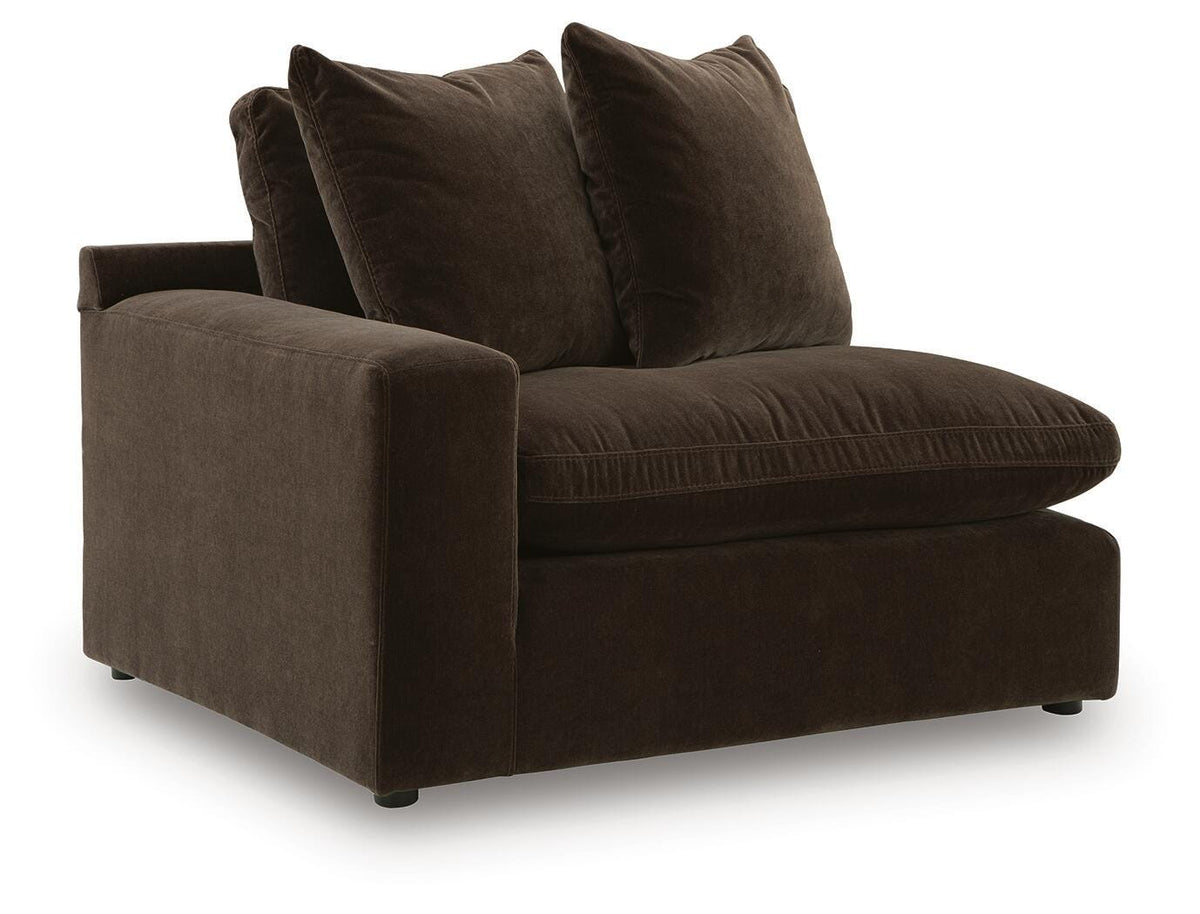 Maxton Heights 3-Piece Sectional Sofa