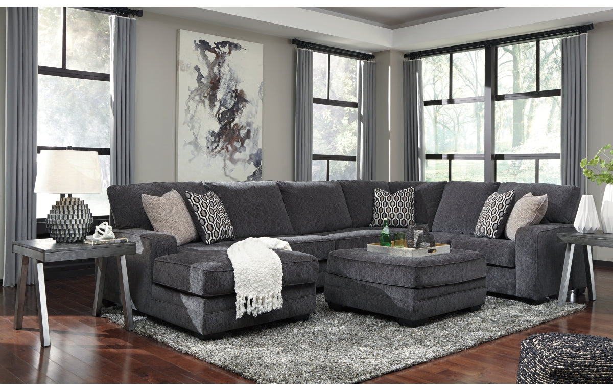 Tracling 3-Piece Sectional with Chaise