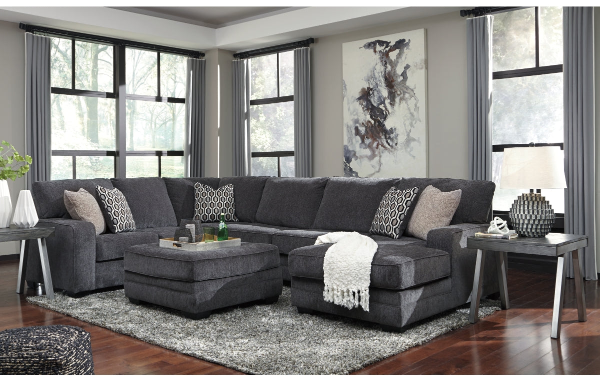 Tracling 3-Piece Sectional with Chaise
