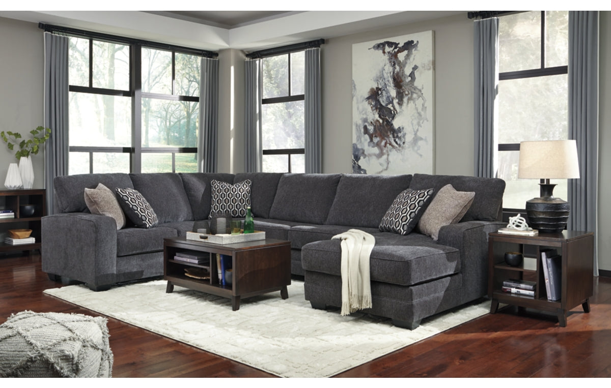 Tracling 3-Piece Sectional with Chaise