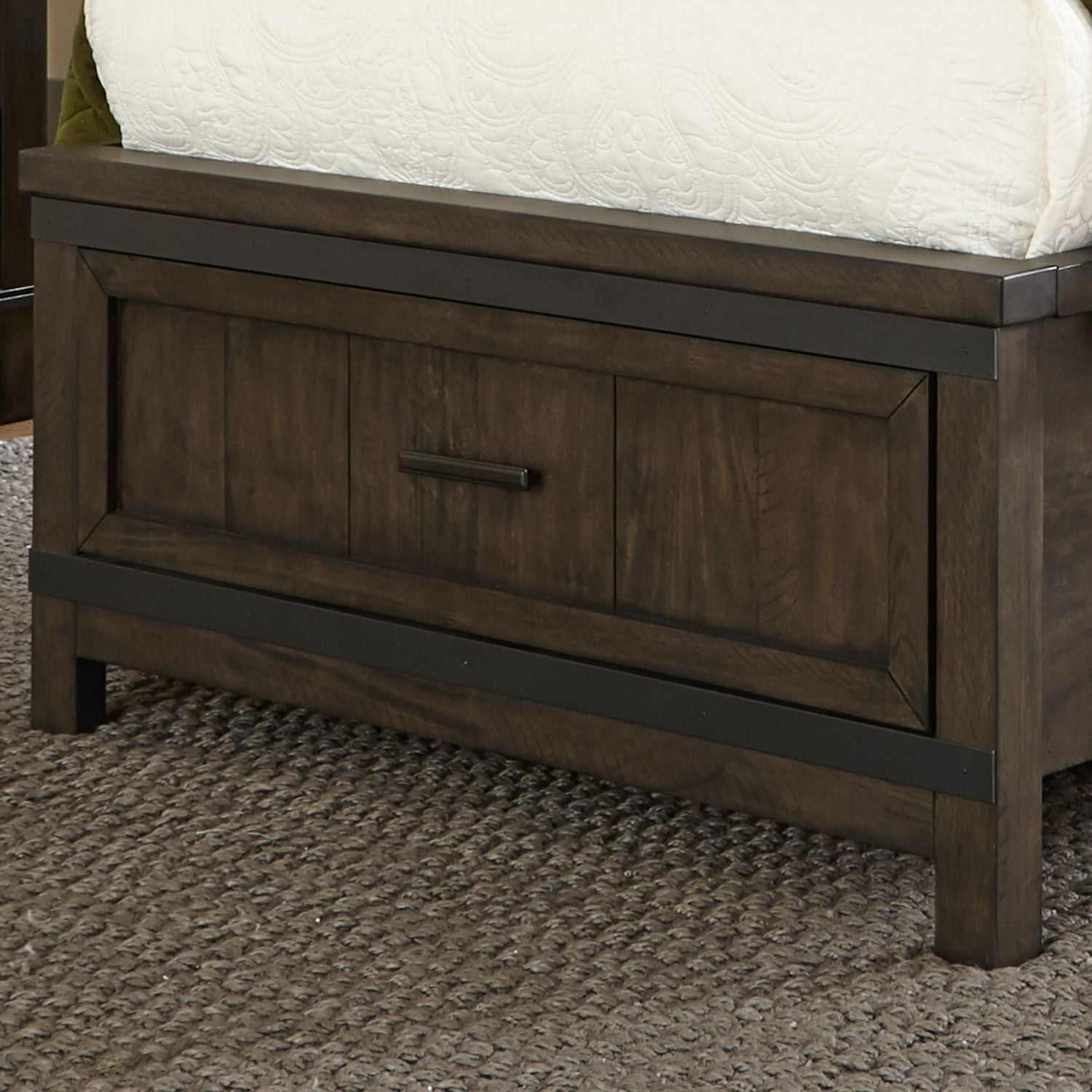 Thornwood Hills Twin Storage Footboard