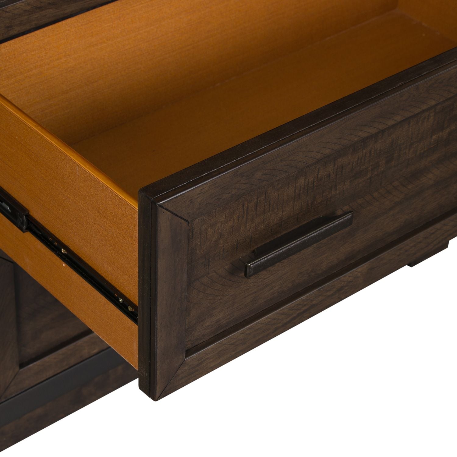 Thornwood Hills 5 Drawer Chest