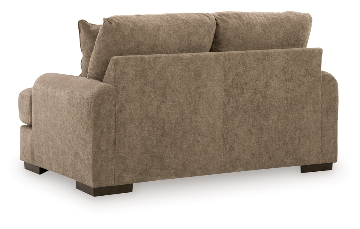 Jayne Park Loveseat