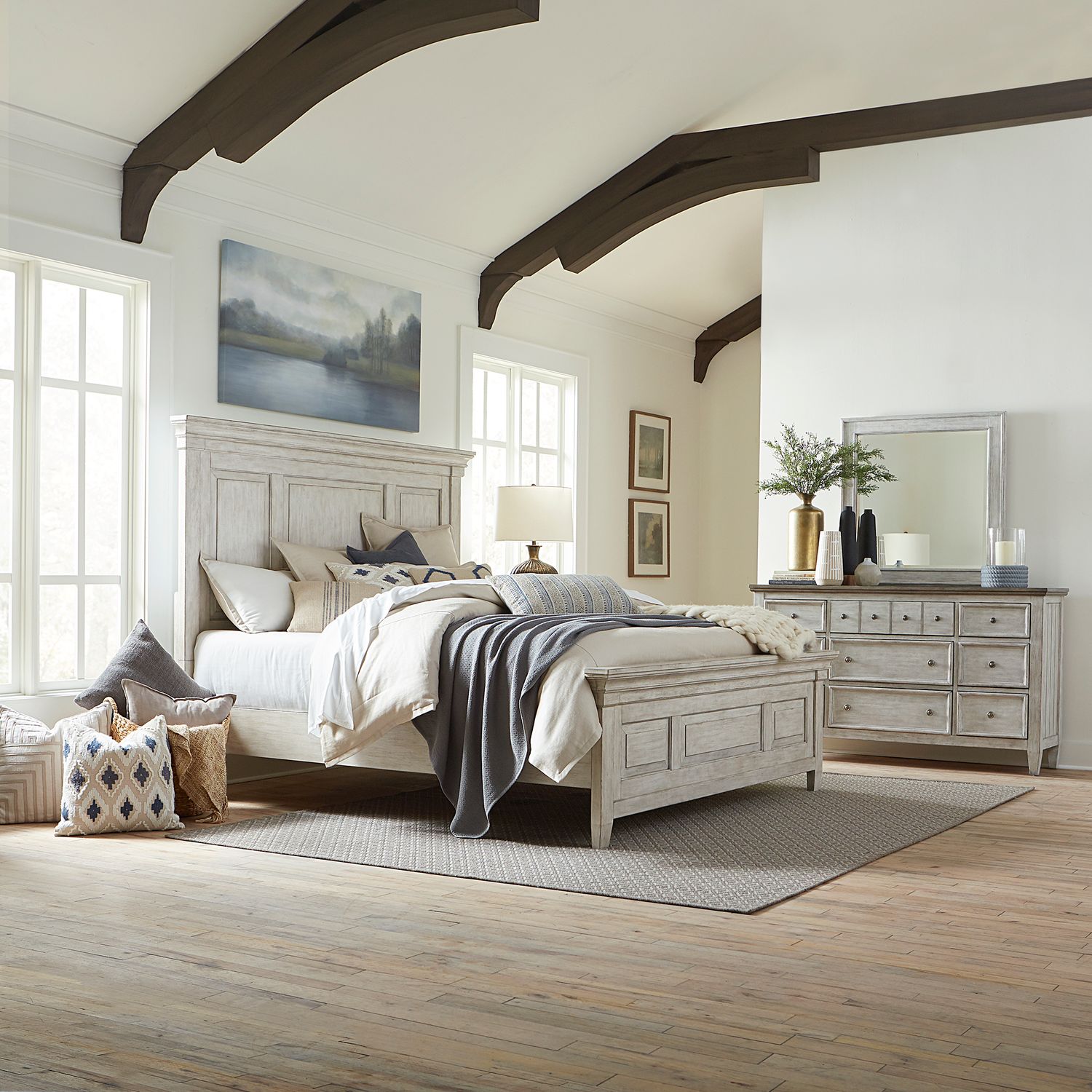Heartland King Panel Bed, Dresser & Mirror