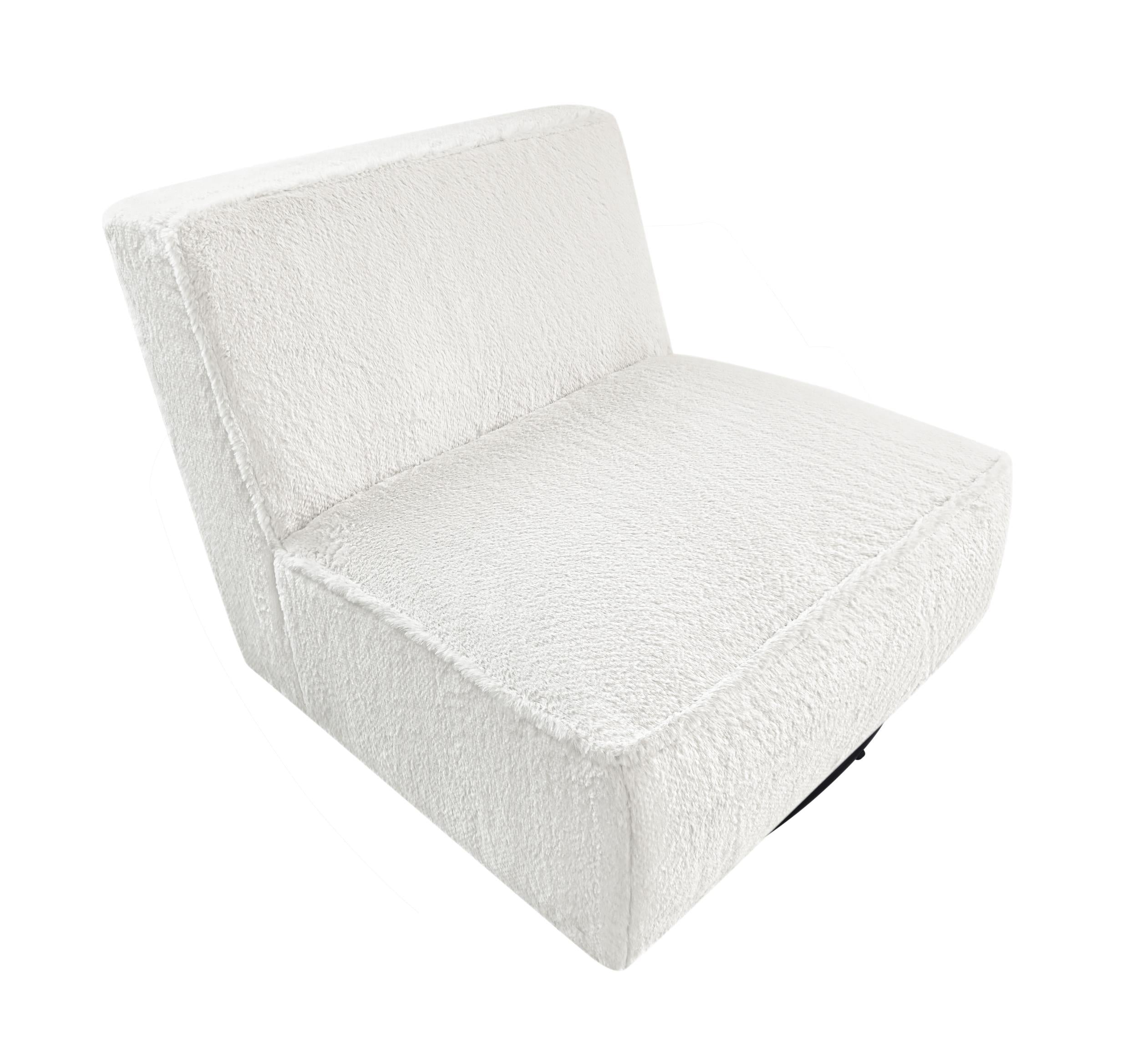 Badoer Faux Fur Swivel Accent Chair Ecru