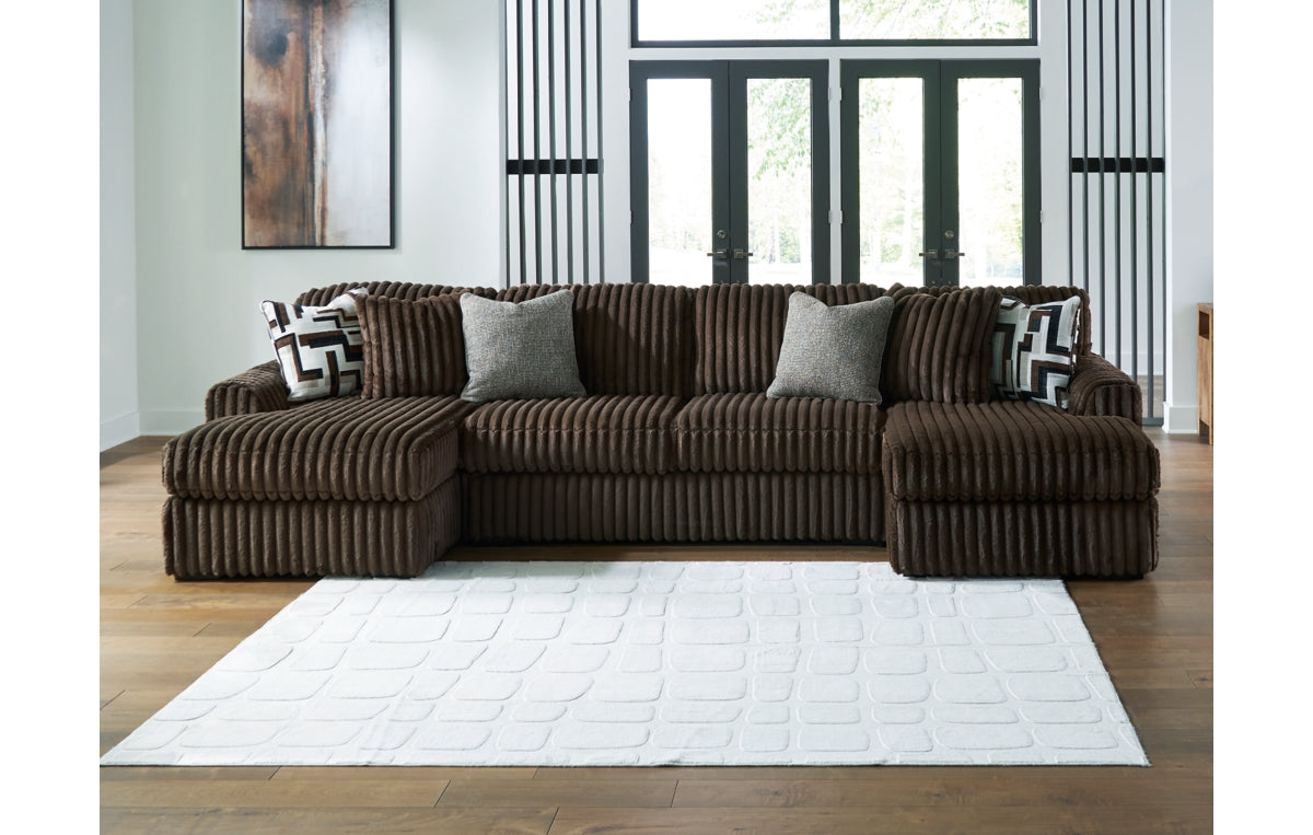 Midnight-Madness 3-Piece Sectional with Chaise