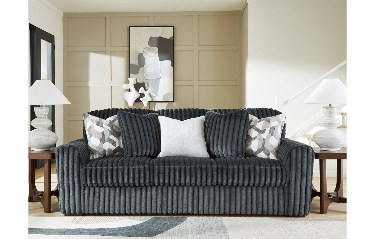 Midnight-Madness Sofa