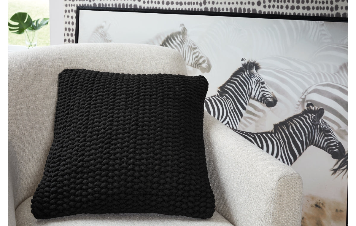 Renemore Pillow (Set of 4)