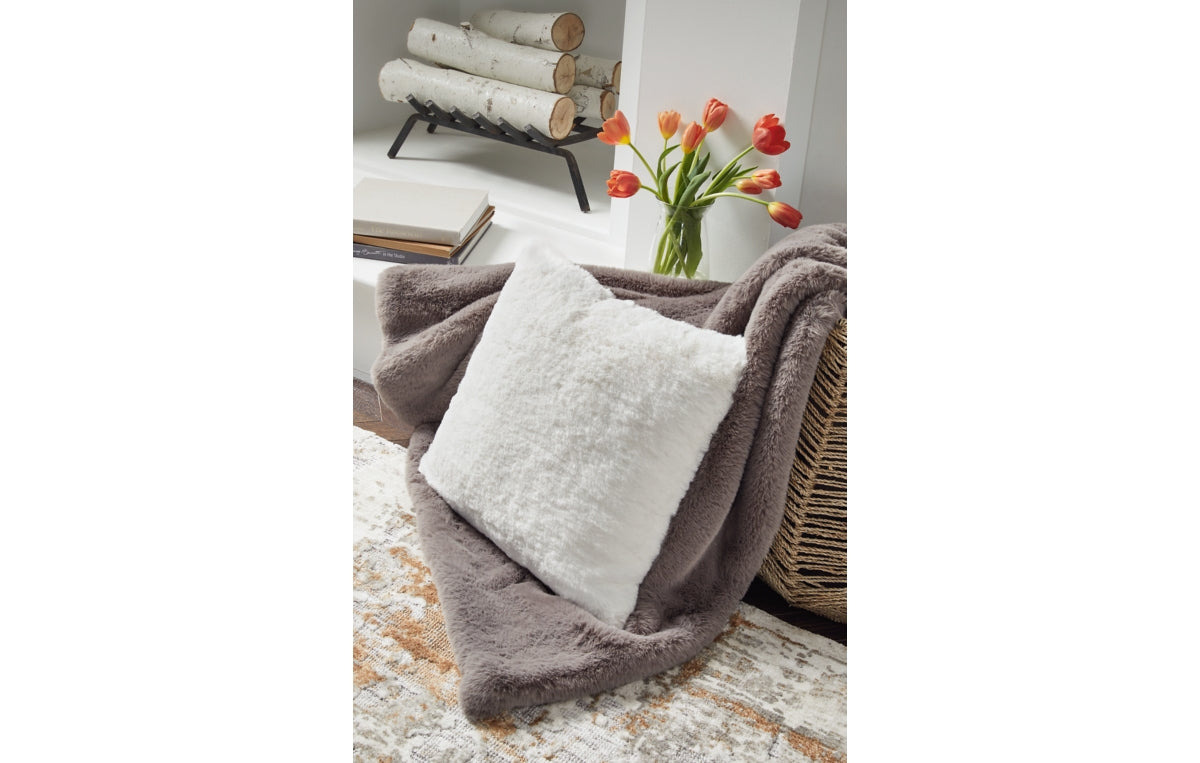 Gariland Pillow (Set of 4)