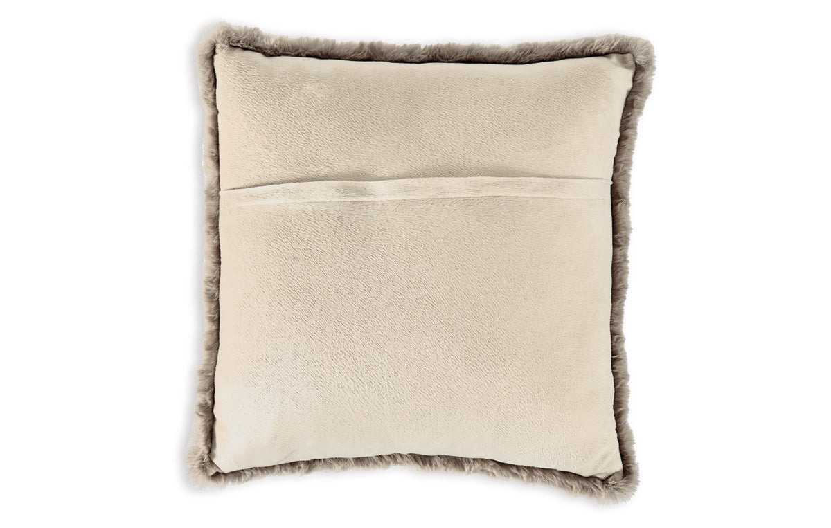 Gariland Pillow (Set of 4)