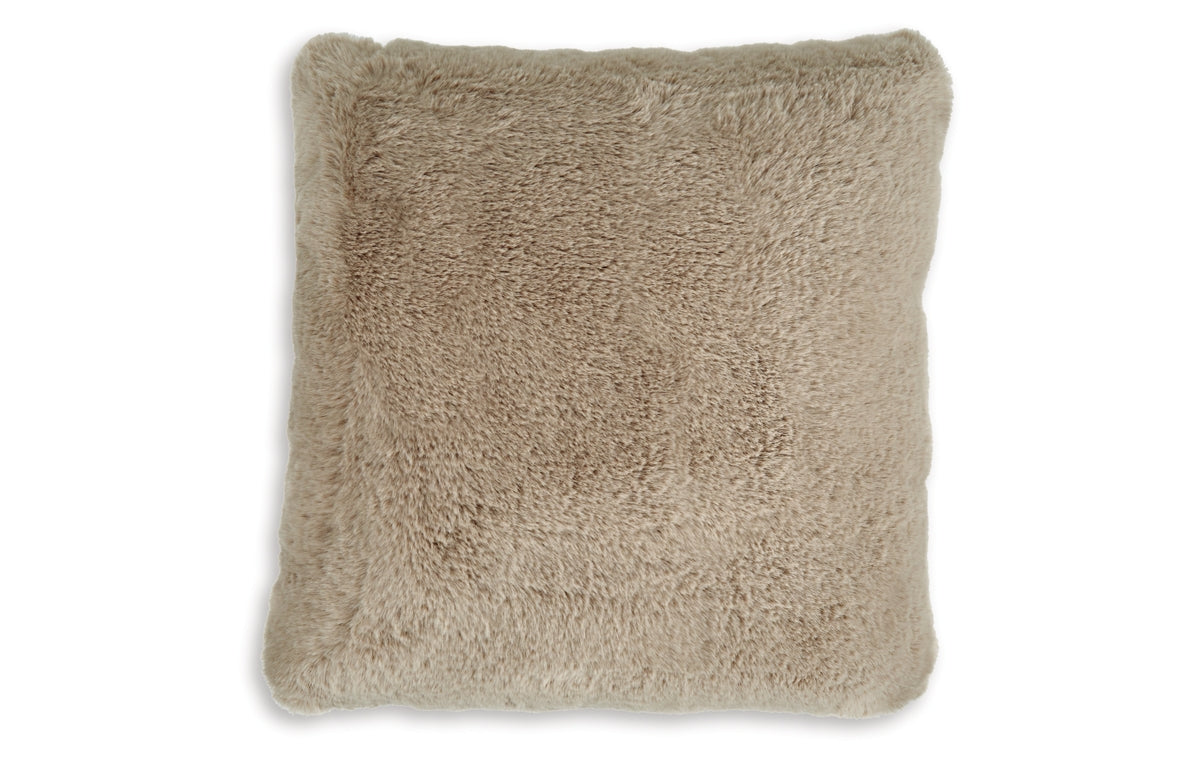Gariland Pillow (Set of 4)